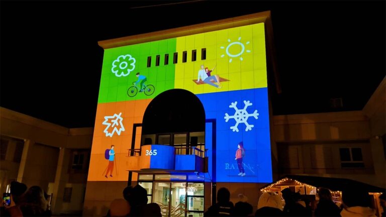 mld Lichtprojektionen Lichtshow am Rathaus in Leukerbad