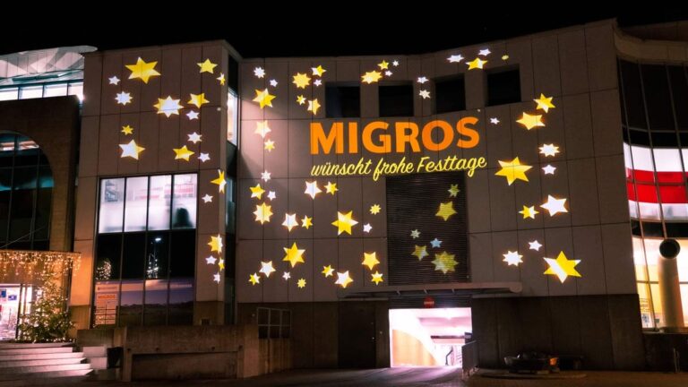 mld Lichtprojektionen Migros Weihnachtszeit 2020