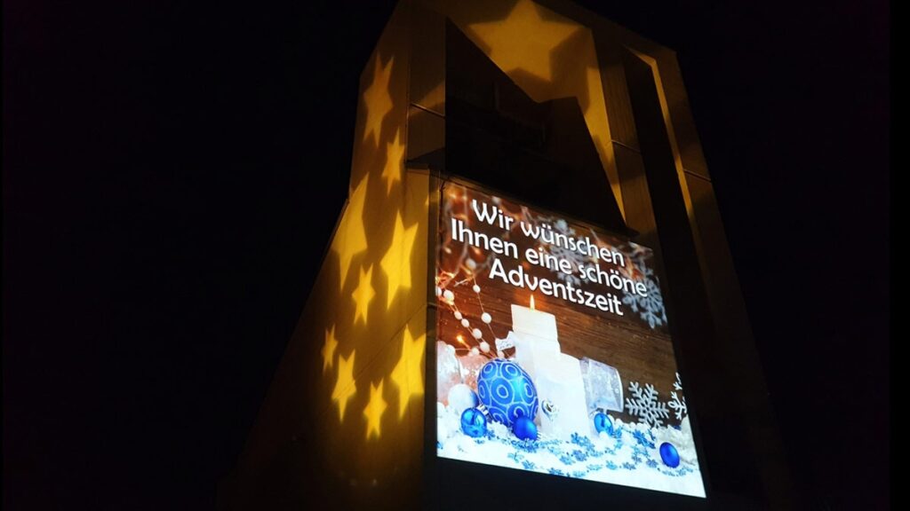 mld_lichtprojektionen-reformierte-kirche-rotkreuz