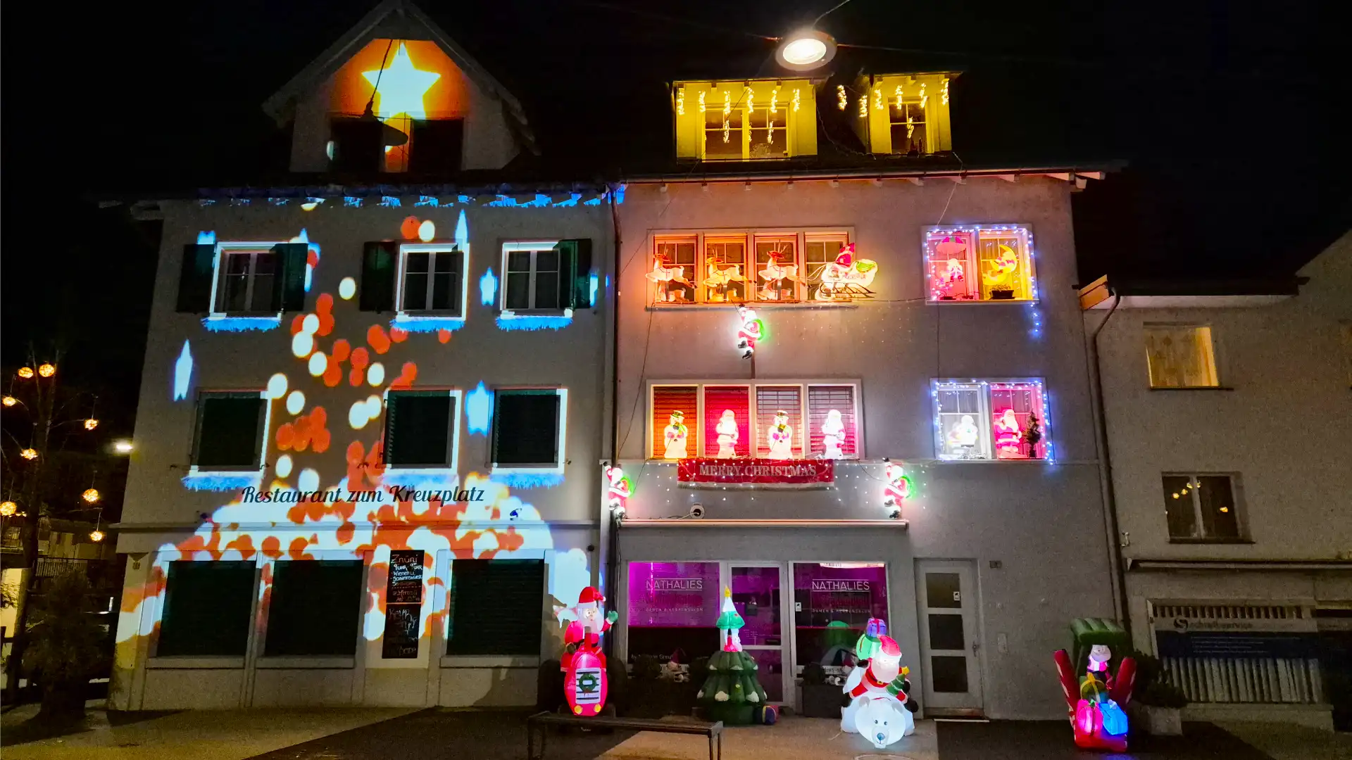 Lachen-Lichtprojektionen-Kreuzplatz-1