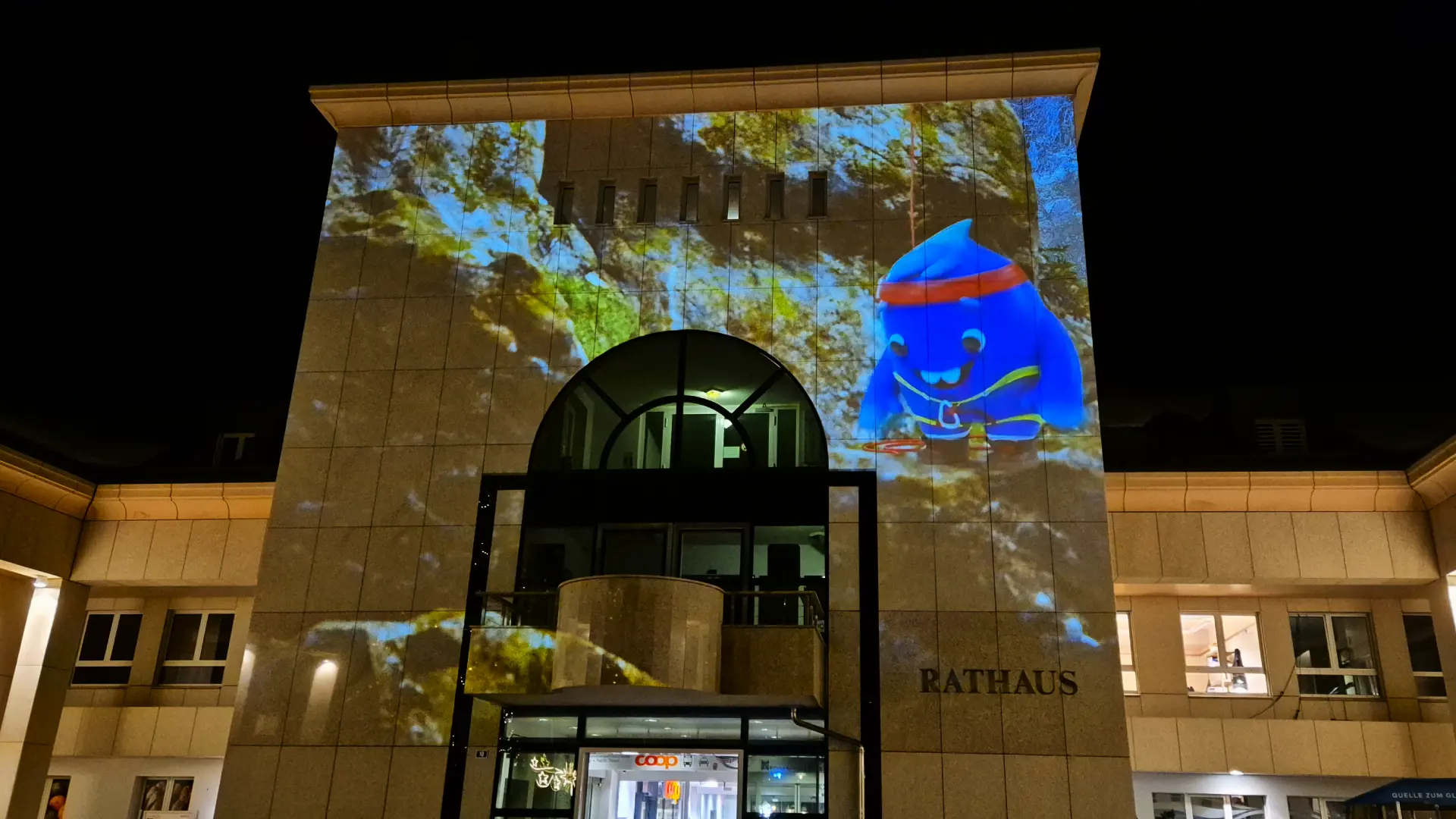 Lichtshow-Leukerbad-2024-Thermi