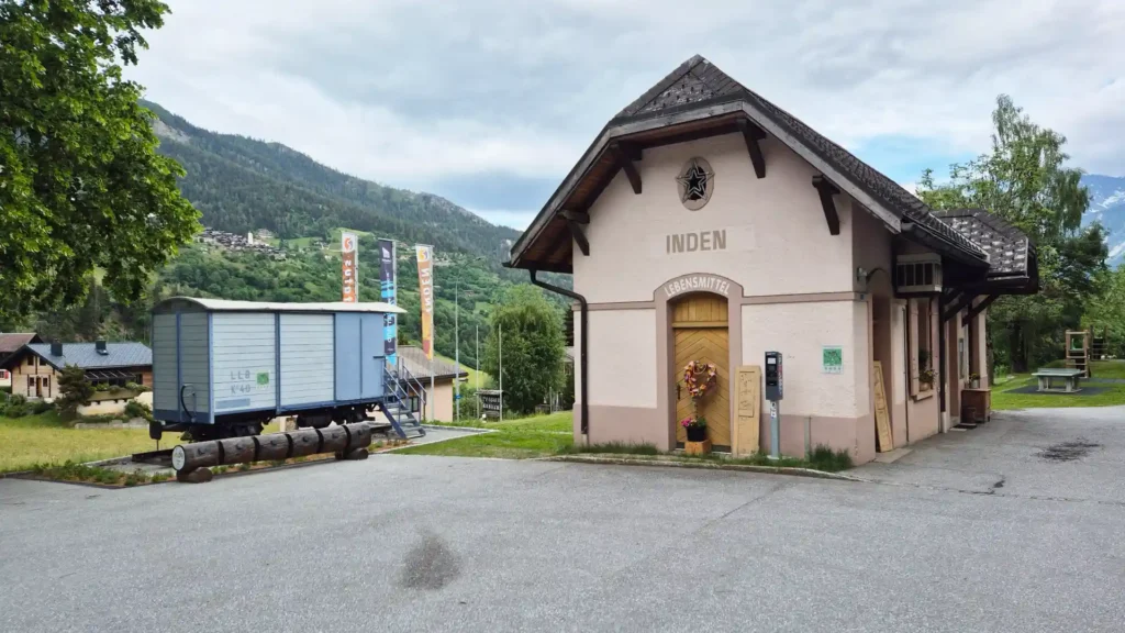 270-Kino-Inden-Aussen